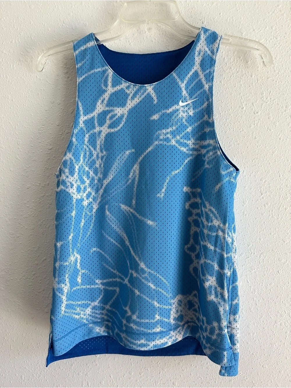 Nike Reversible Basketball Jersey Kids Size M Blue Mesh Logo